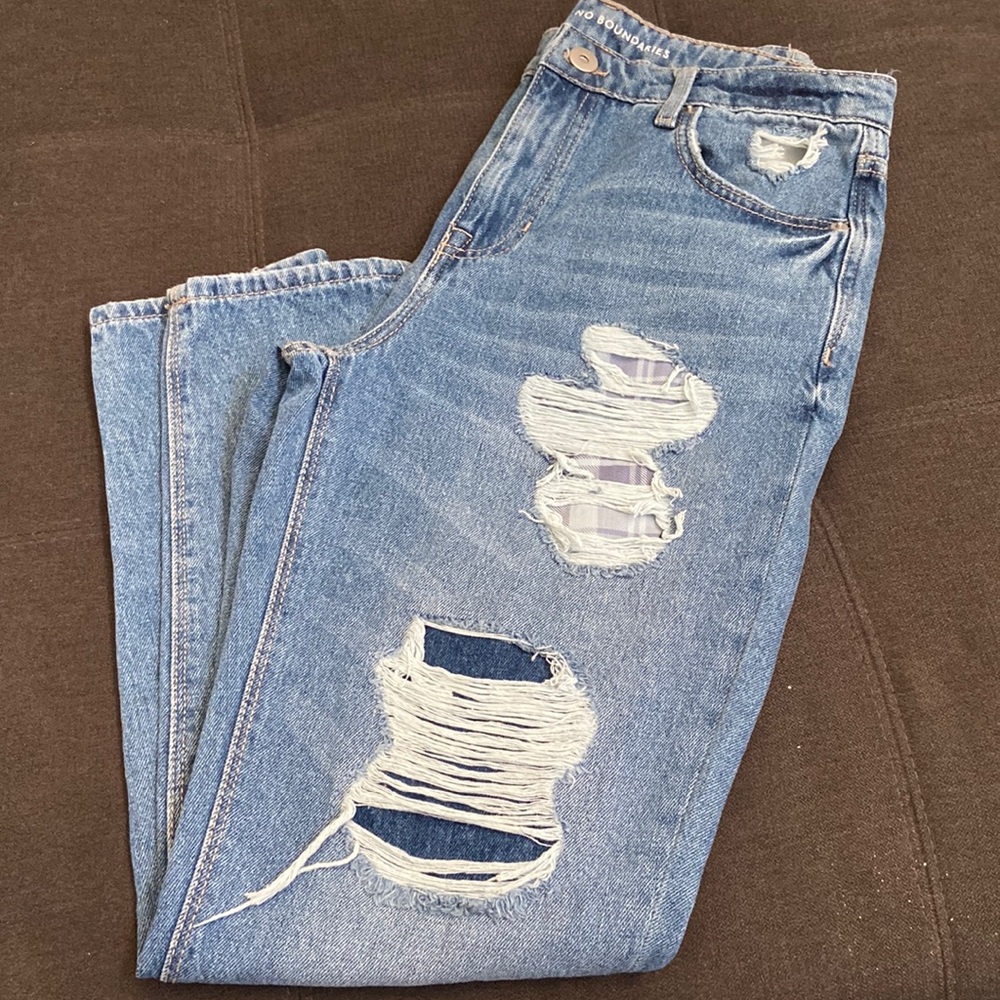 No Boundaries, distressed boyfriend jeans.
